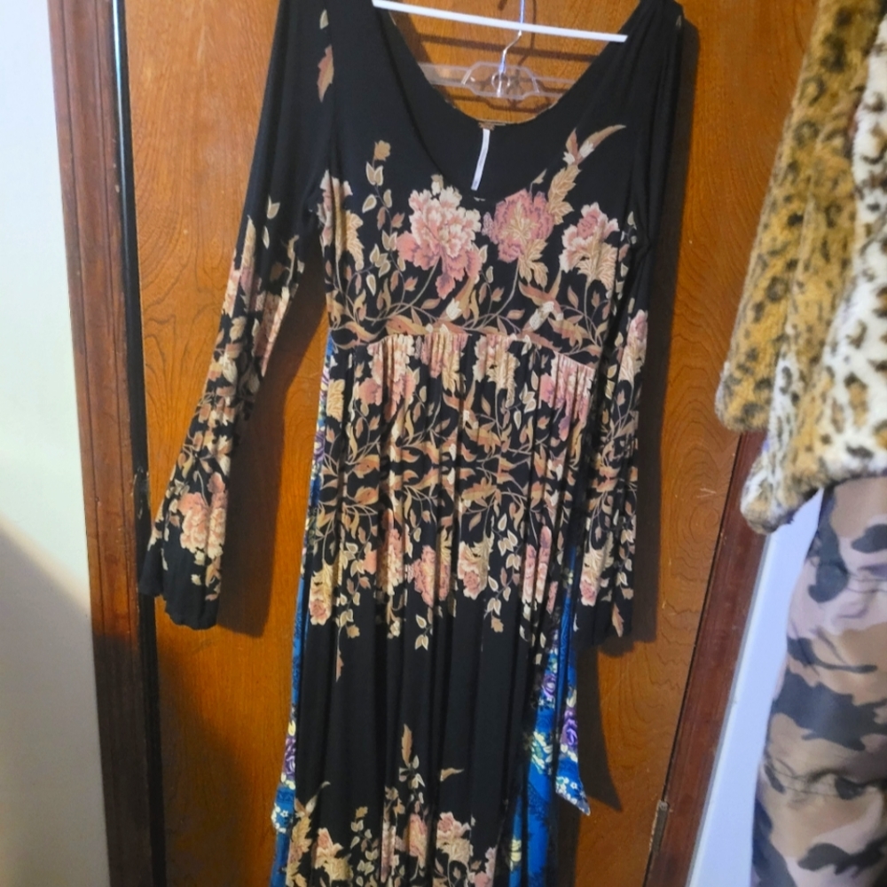 FREE PEOPLE MAXI DRESS
